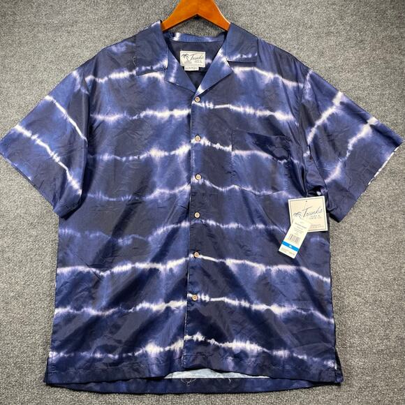 NWT Trunks Button Up Tie Dye Shirt Men's XL Blue/White Striped Casual Beachwear - Picture 1 of 11
